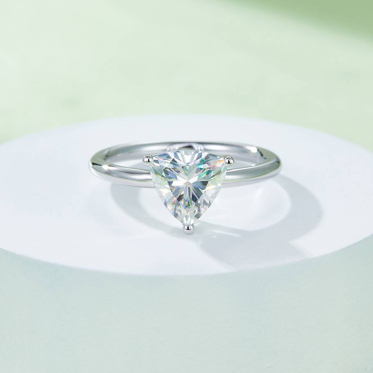 Classic triangle S925 silver plated white gold moissanite diamond women's ring 2.0 carats D-class